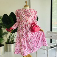 Robe labyrinthe rose