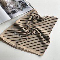 MD Side Line Pattern Shawl - Cream & Black