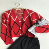 HZ Buttoned Triangle Pique Knitted Jacket - Red