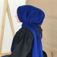 HEB Practical Shawl -Saks