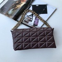 کیف زنجیری لحافی CF - Claret Red