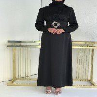 Robe ceinturée en satin HW - Noir