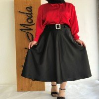 Jupe en biais à ceinture SH - Noir