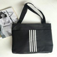 Sac à bandoulière et bras rayé CF - Noir