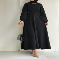 Robe ceinturée à froufrous sur les épaules BT -  Noir